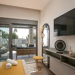 Maro Luxury Villa *