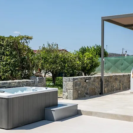 Maro Luxury וילה